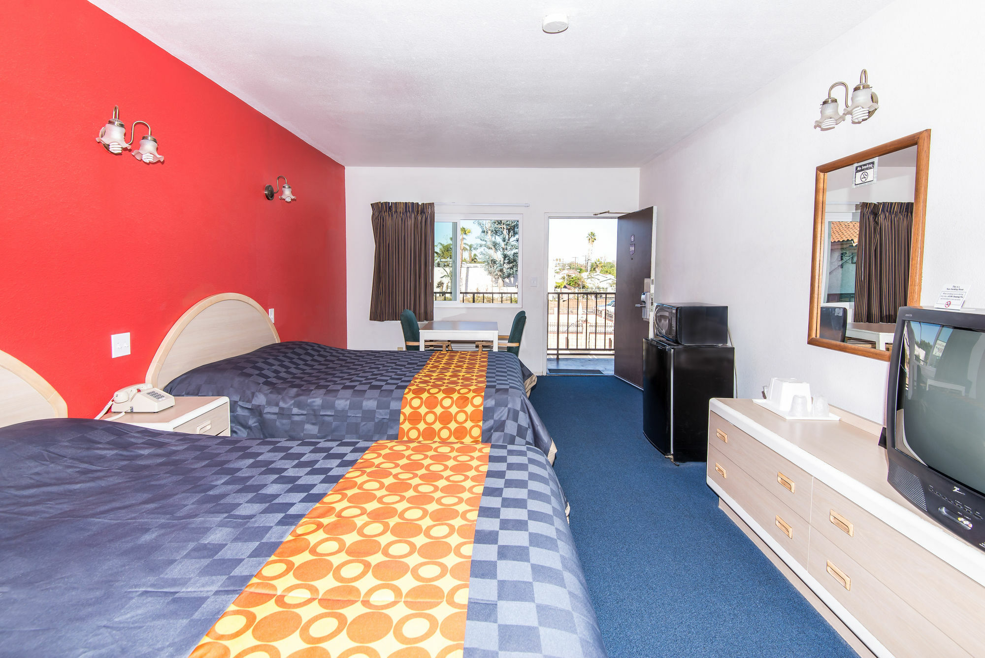 Sea Rock - Los Angeles Hotel Gardena